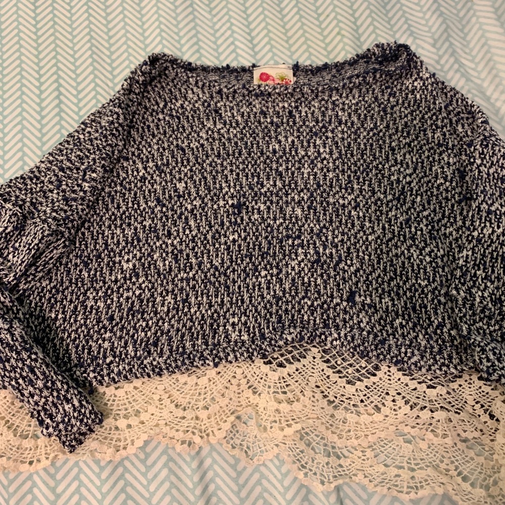 Navy blue sweater crop top